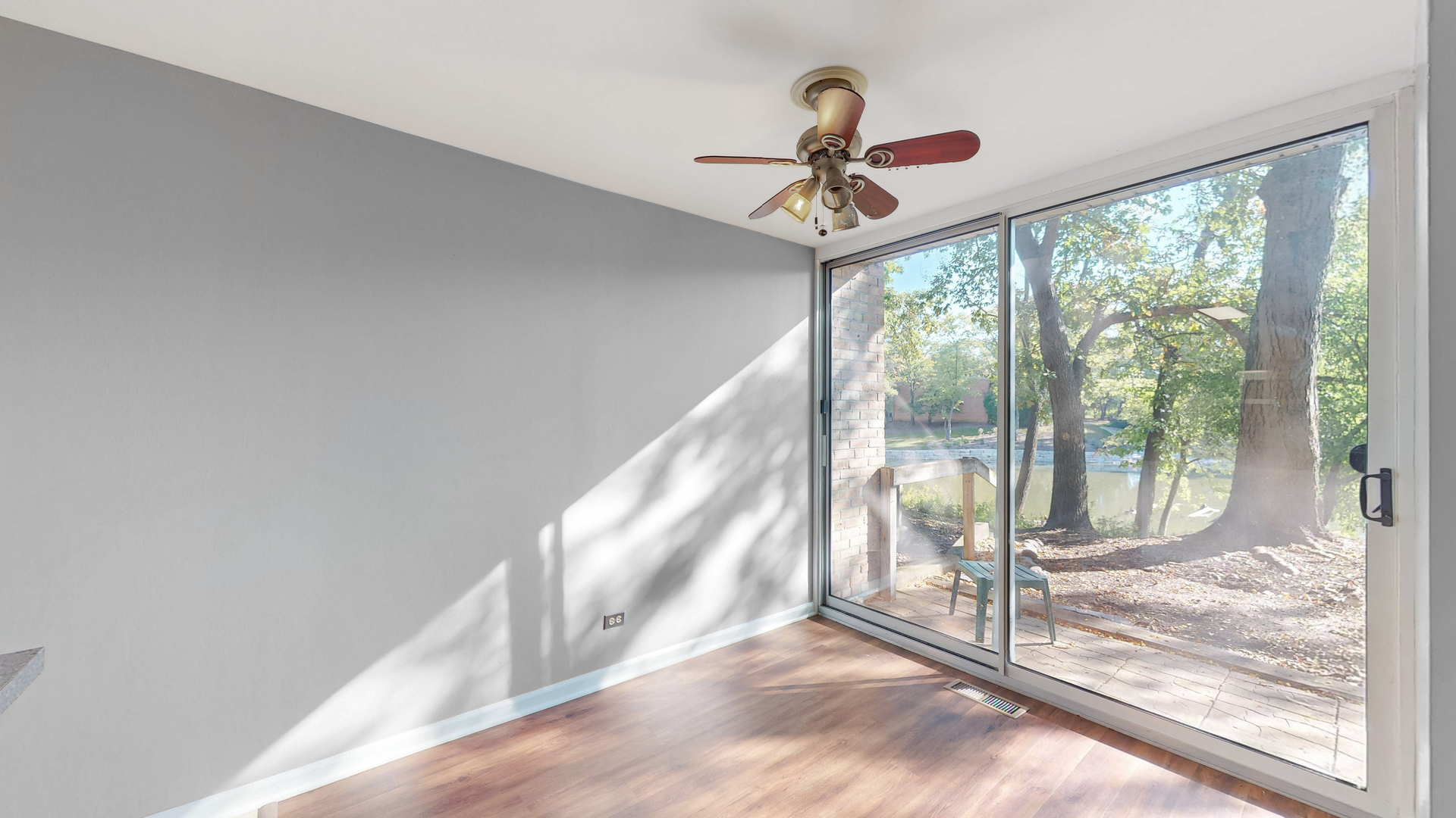 6017 Forest View Road #1D, Lisle, IL 60532