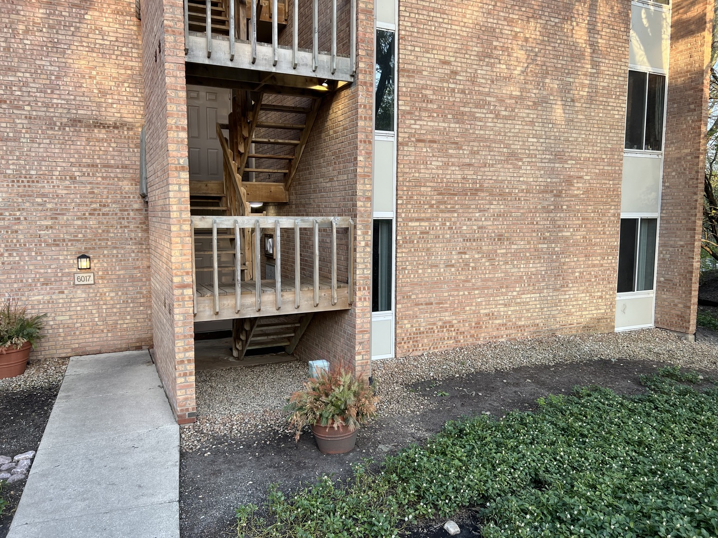 6017 Forest View Road #1D, Lisle, IL 60532