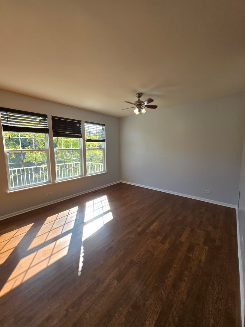 807 STATION Boulevard, Aurora, IL 60504
