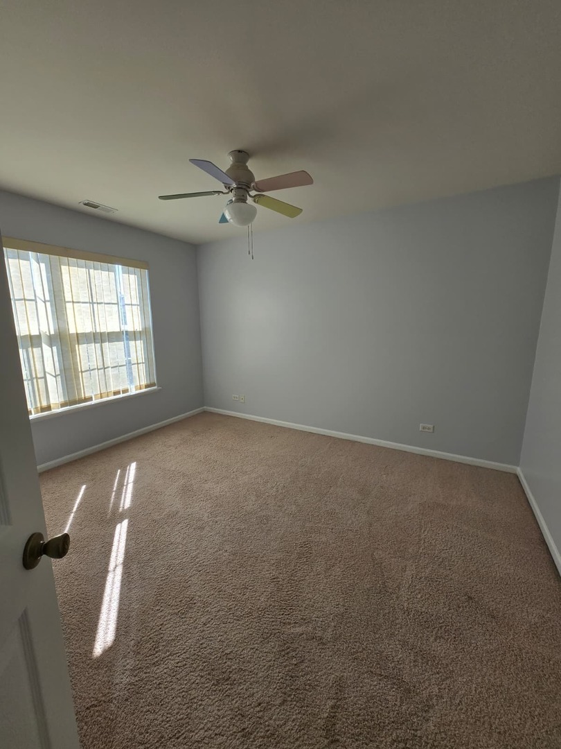 807 STATION Boulevard, Aurora, IL 60504