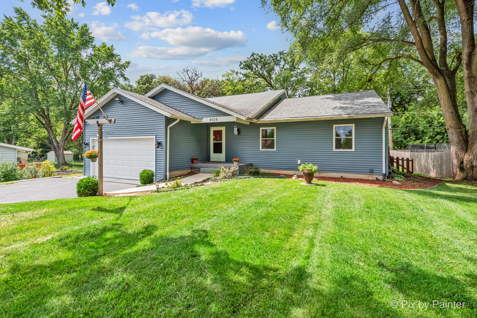 4515 Elmleaf Drive, McHenry, IL 60051