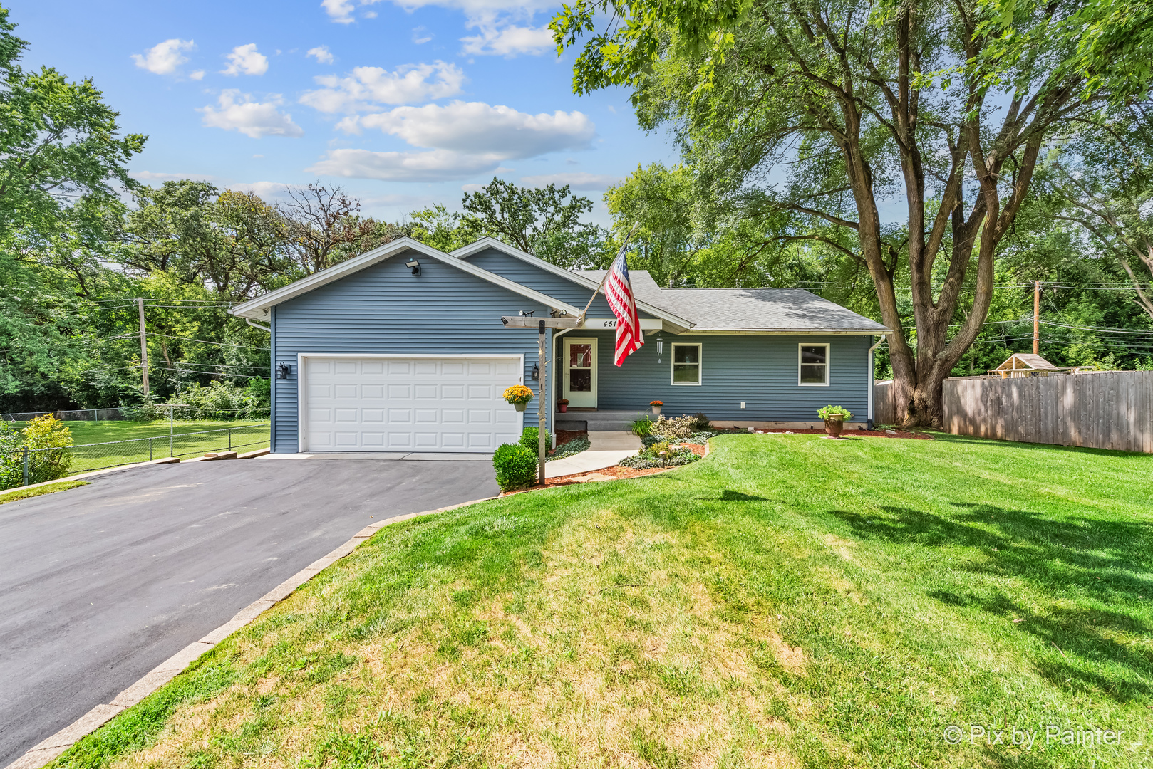 4515 Elmleaf Drive, McHenry, IL 60051