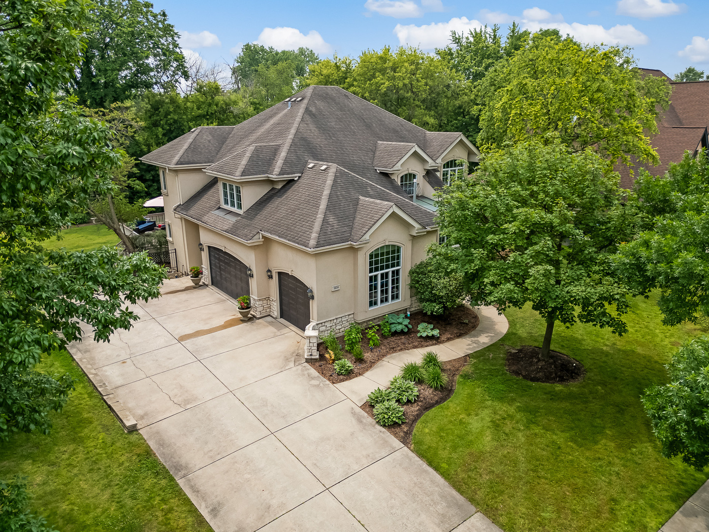 1809 Kelly Court, Darien, IL 60561