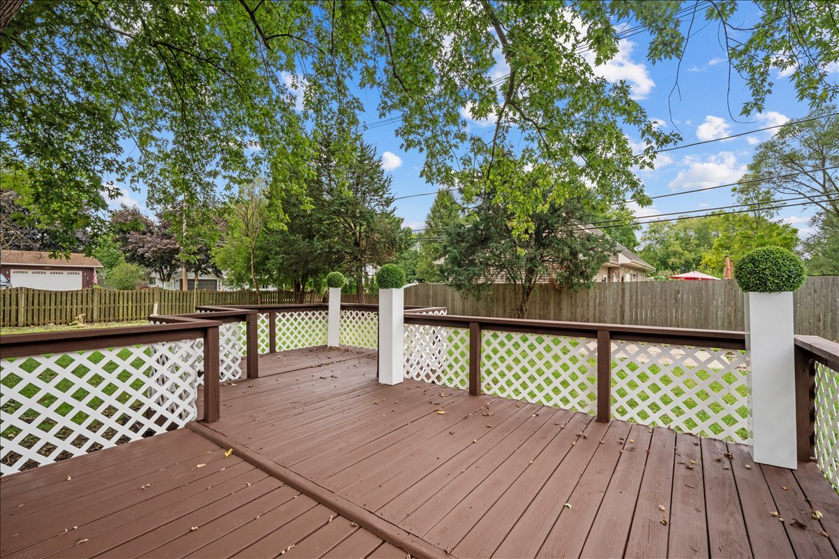 21974 W Engle Drive, Lake Villa, IL 60046