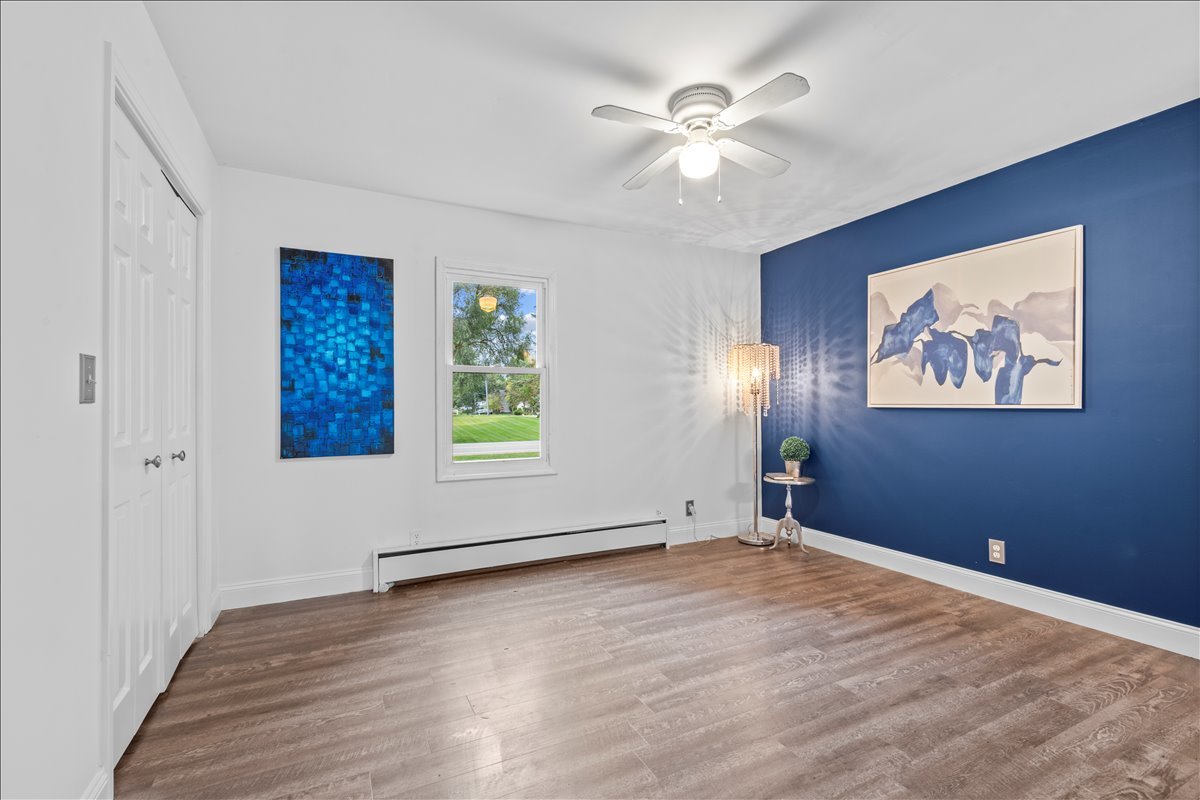 21974 W Engle Drive, Lake Villa, IL 60046