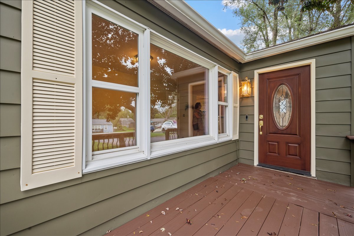 21974 W Engle Drive, Lake Villa, IL 60046