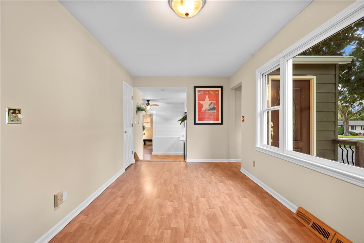 21974 W Engle Drive, Lake Villa, IL 60046