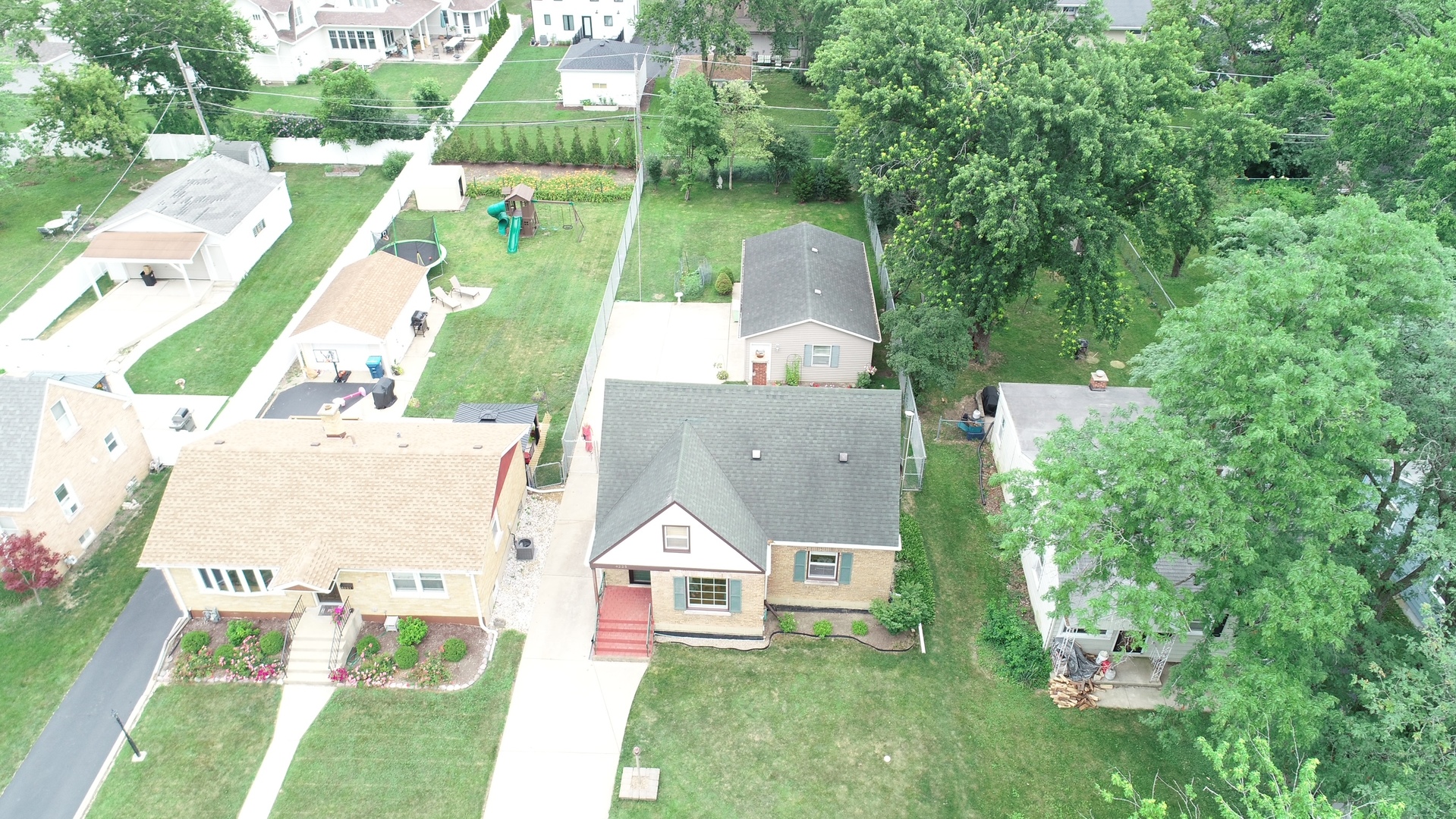 4225 HIGHLAND Avenue, Downers Grove, IL 60515