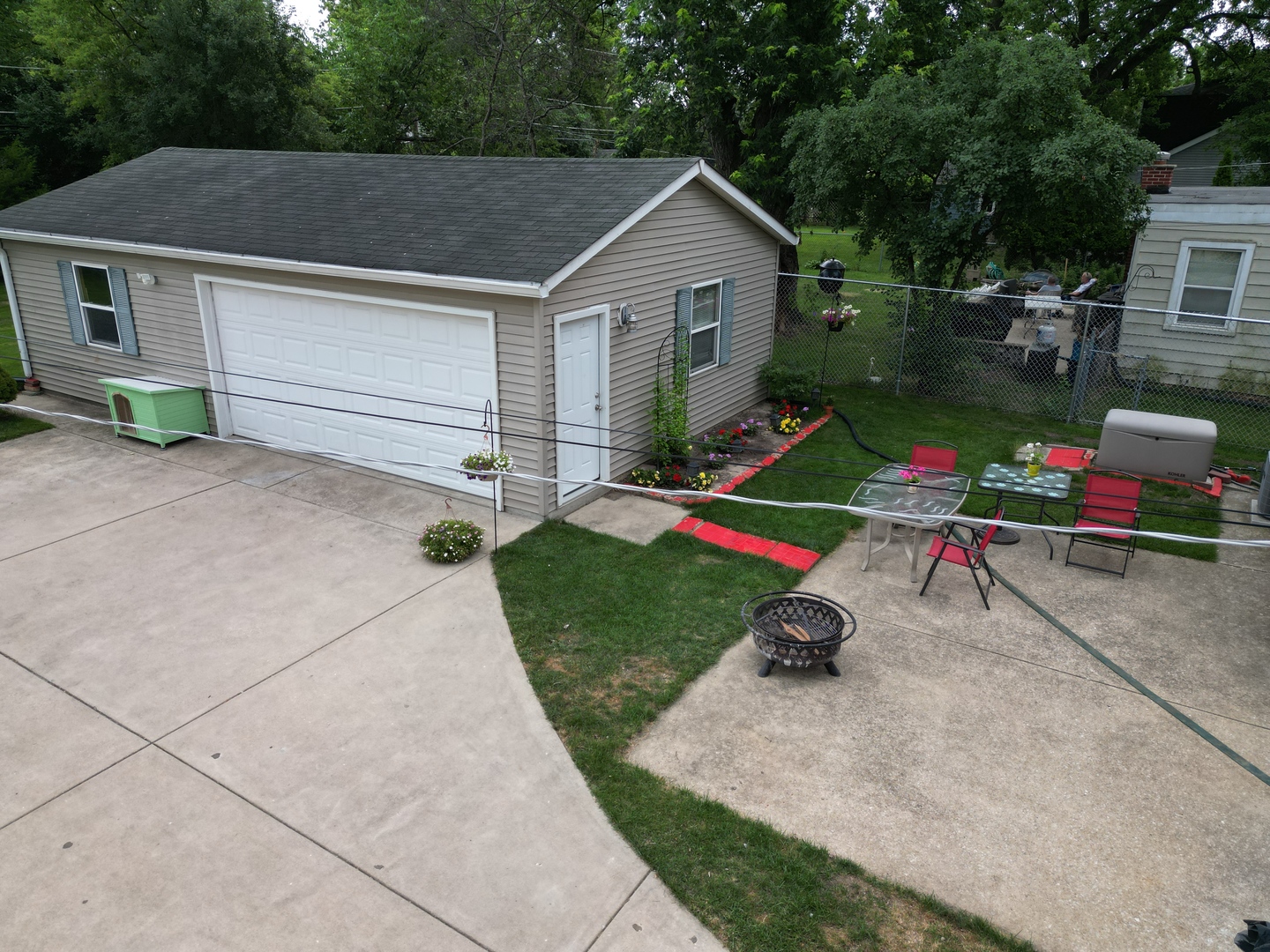 4225 HIGHLAND Avenue, Downers Grove, IL 60515