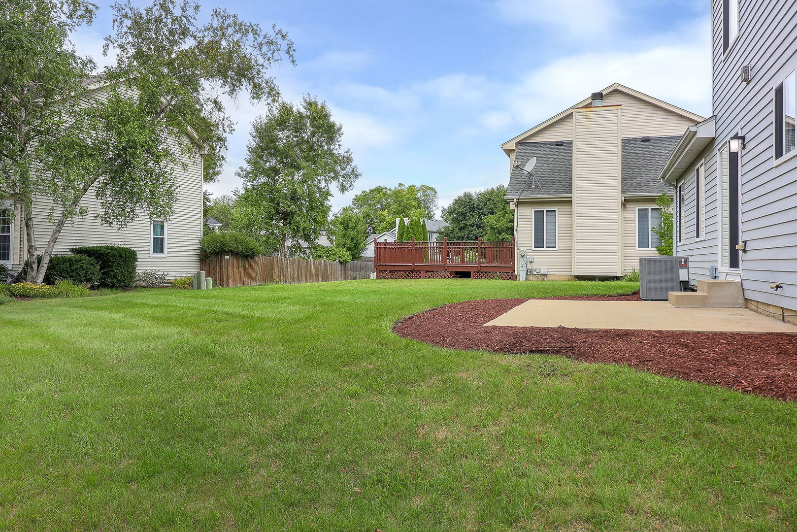 939 Lowell Lane, Naperville, IL 60540