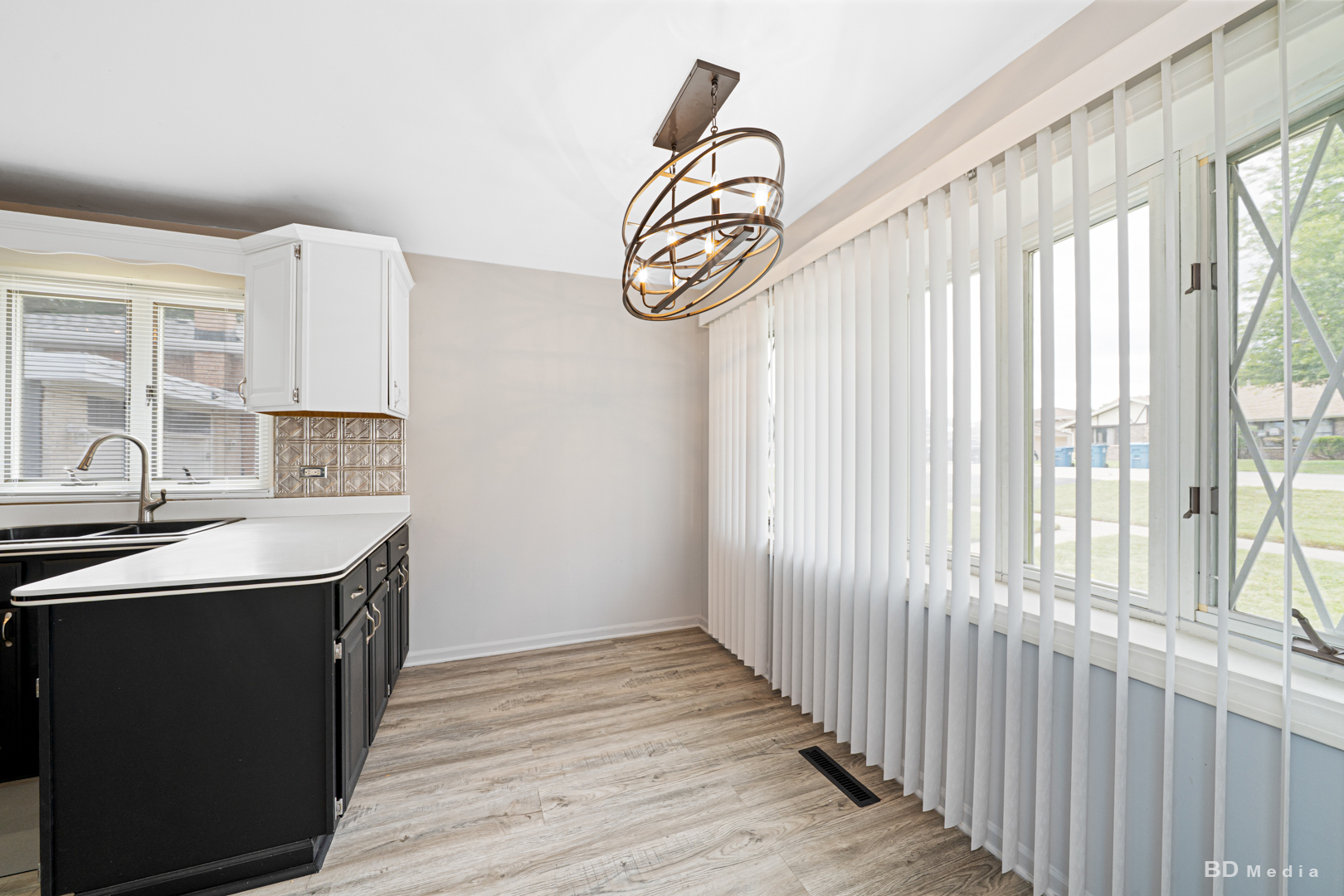 11601 S Lawler Avenue, Alsip, IL 60803