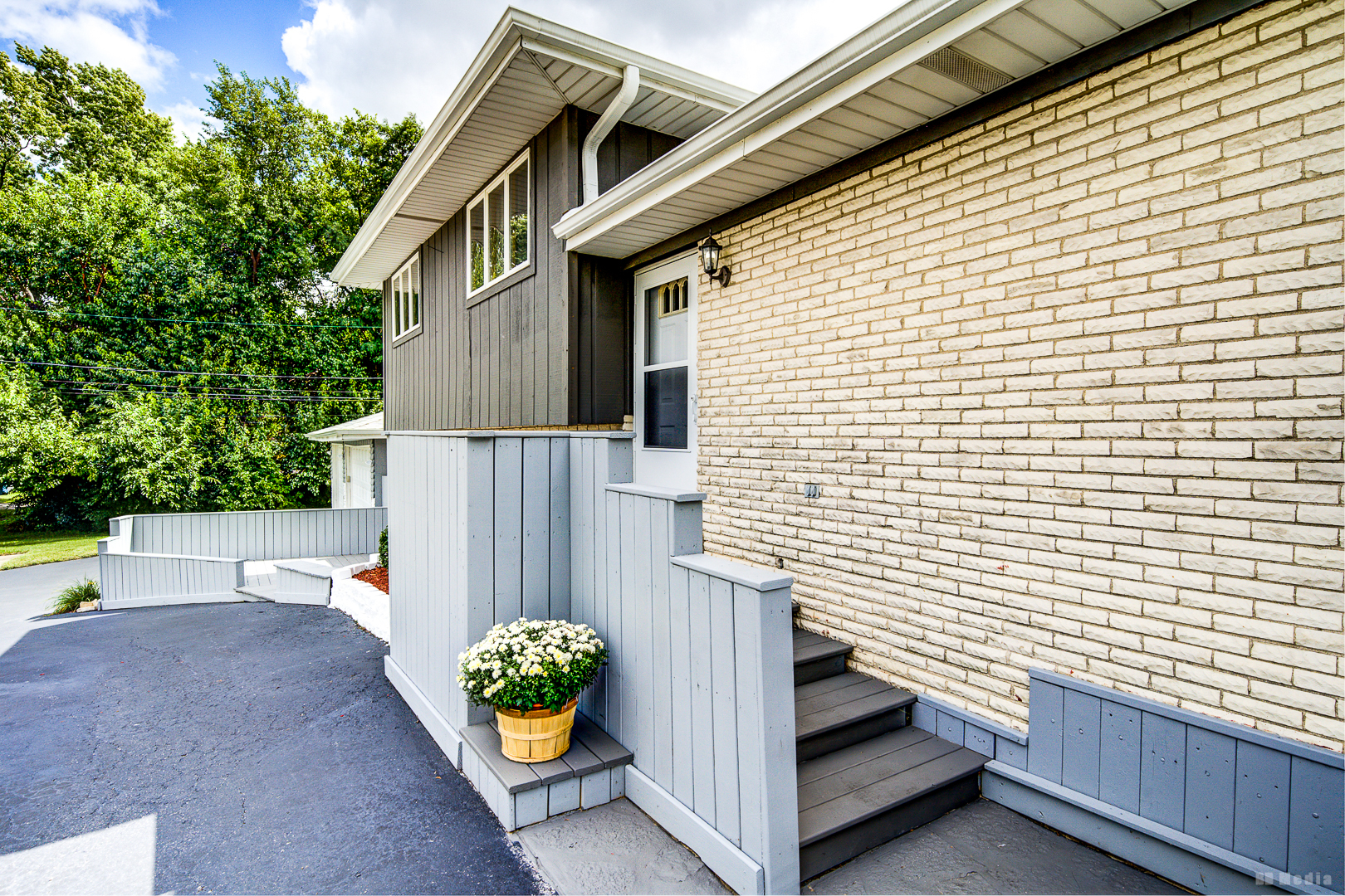 11601 S Lawler Avenue, Alsip, IL 60803