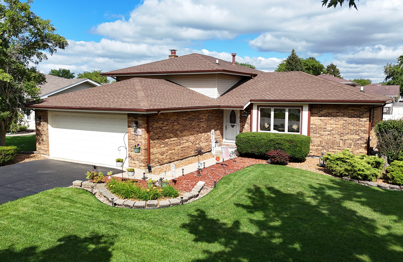 16461 84th Avenue, Tinley Park, IL 60477