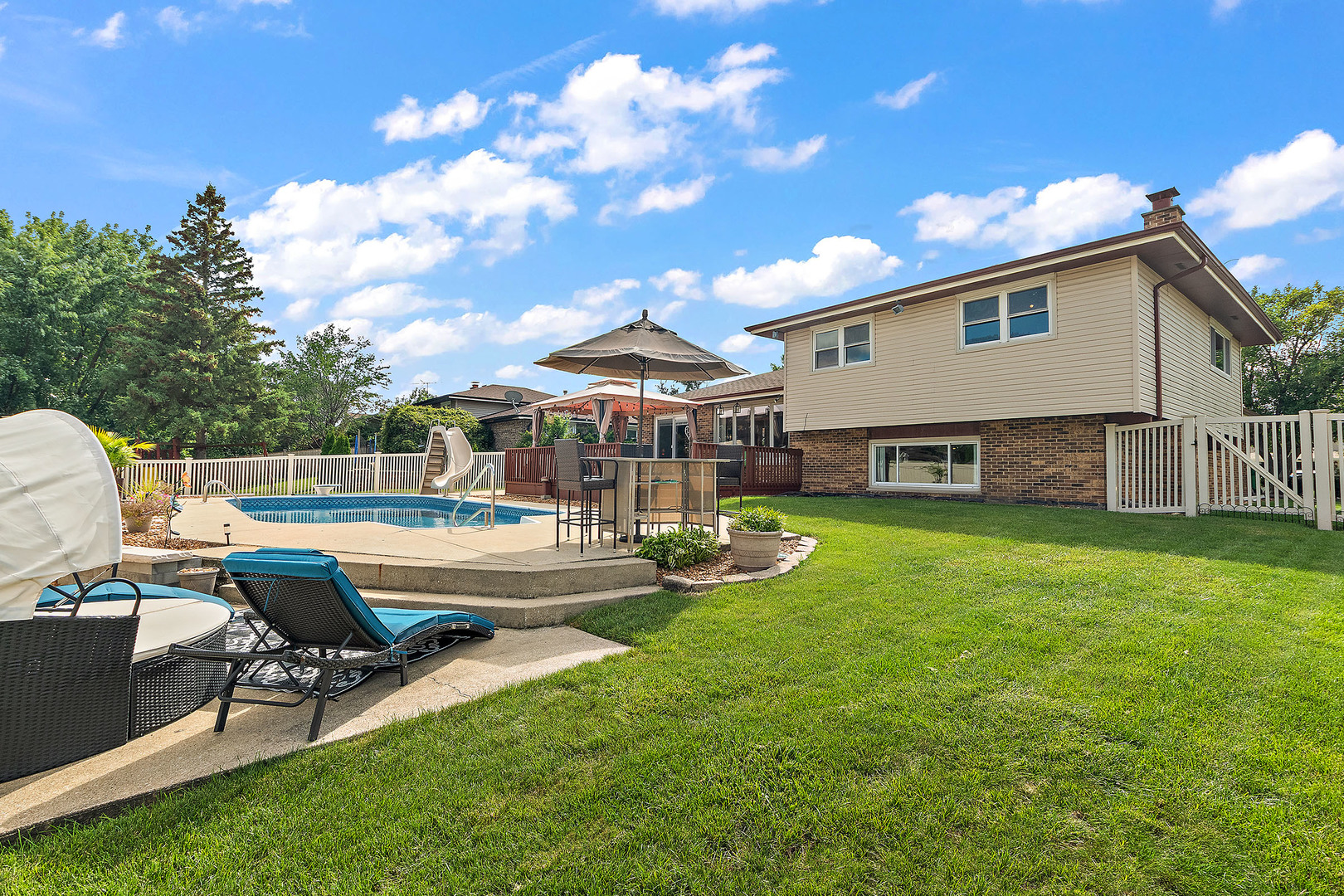 16461 84th Avenue, Tinley Park, IL 60477