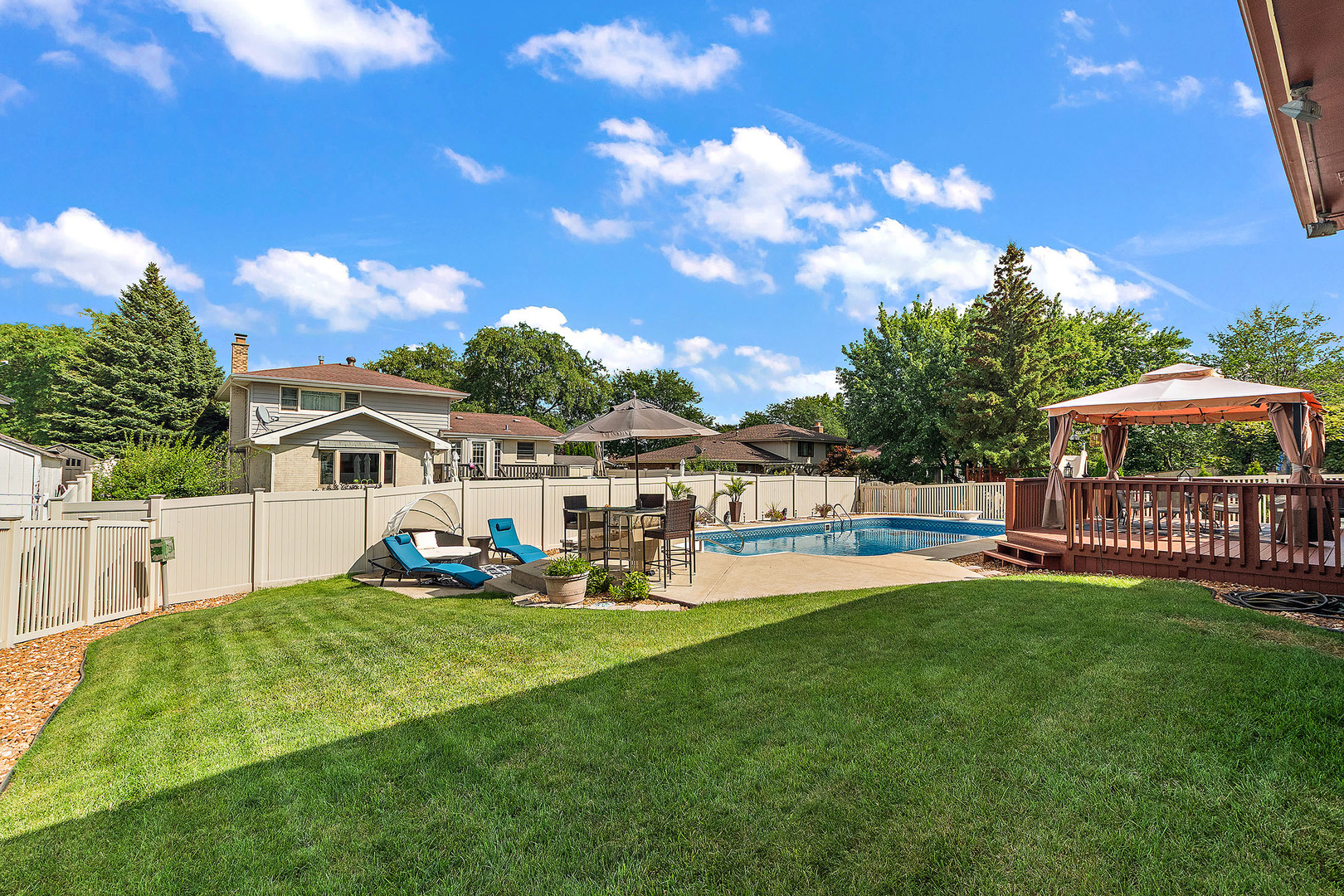 16461 84th Avenue, Tinley Park, IL 60477