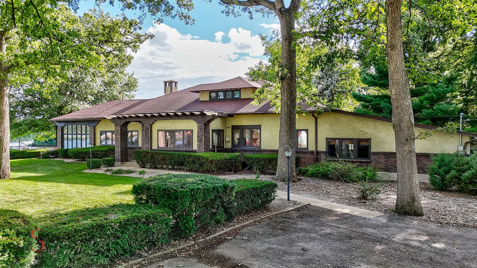 105 Leland Lane, Ottawa, IL 61350
