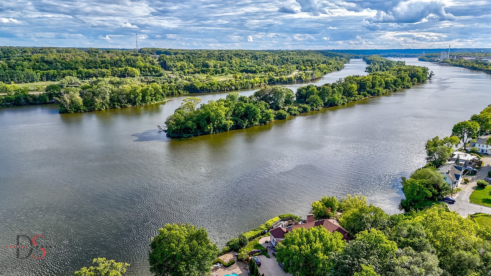 105 Leland Lane, Ottawa, IL 61350