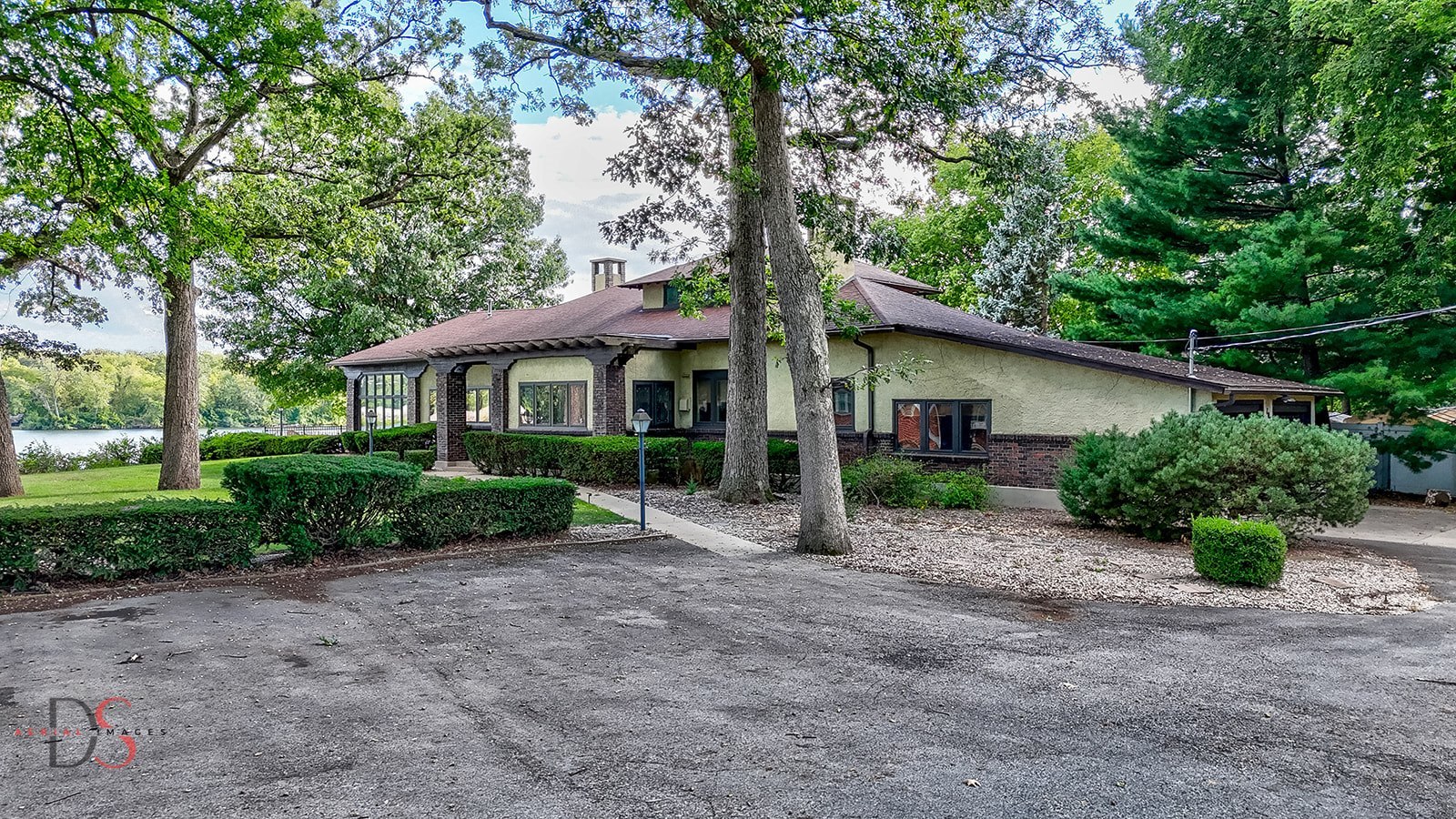 105 Leland Lane, Ottawa, IL 61350