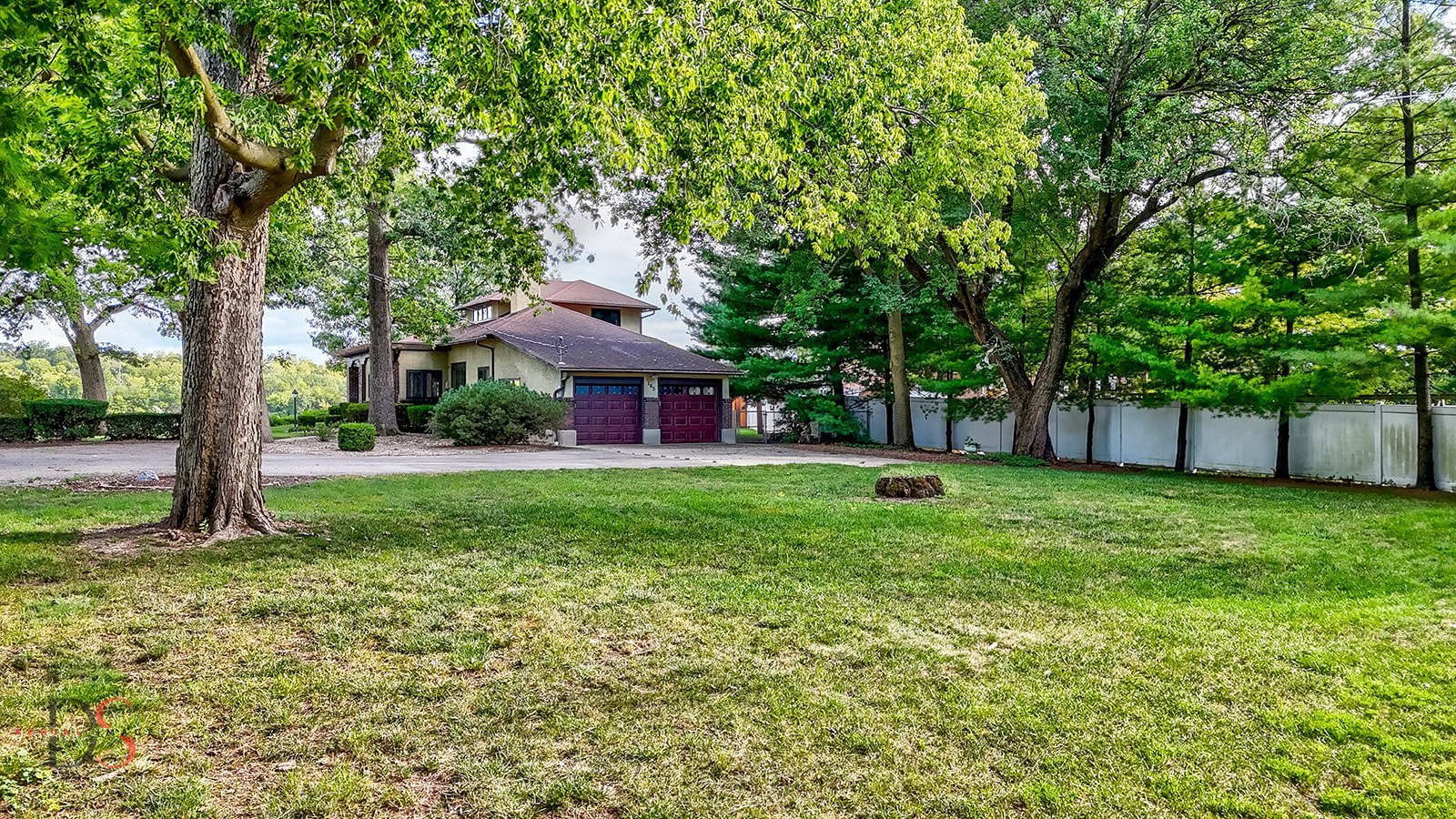 105 Leland Lane, Ottawa, IL 61350