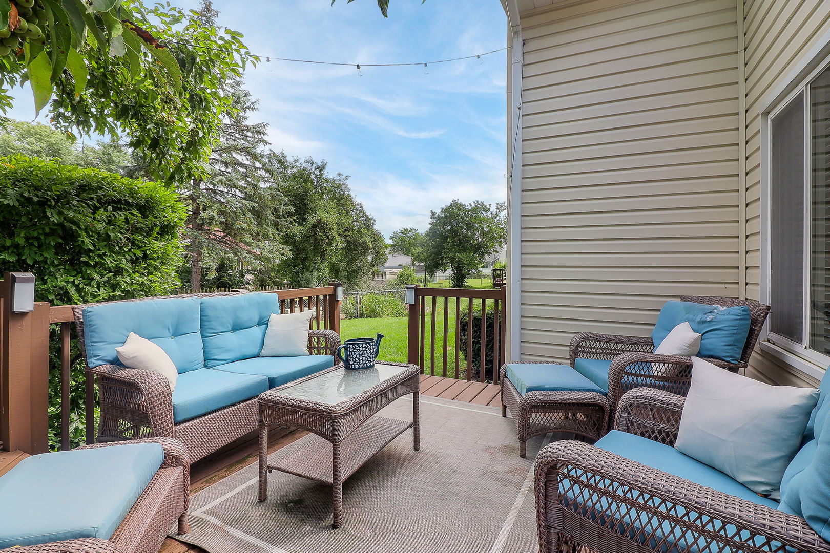 323 Danbury Drive, Naperville, IL 60565