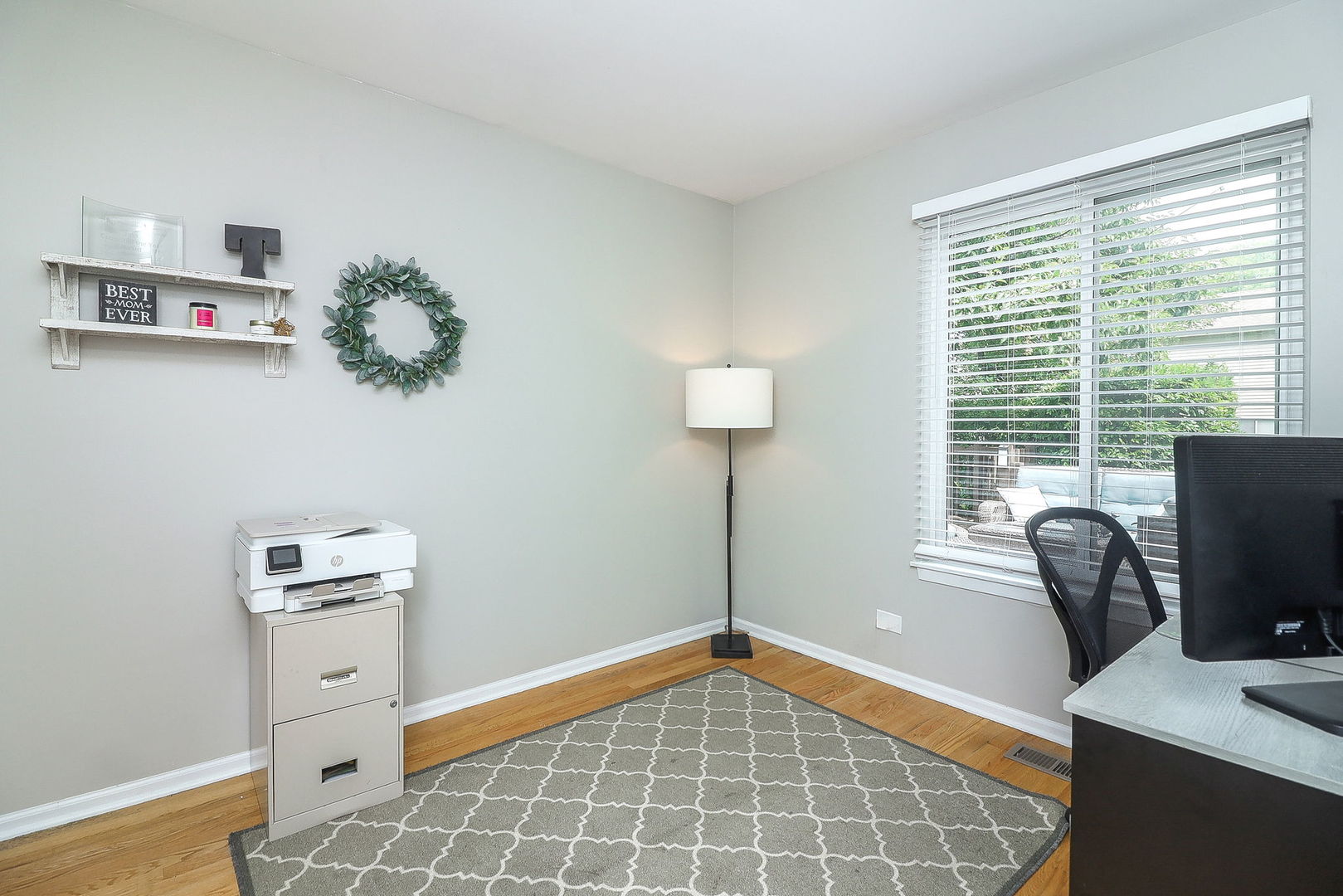 323 Danbury Drive, Naperville, IL 60565