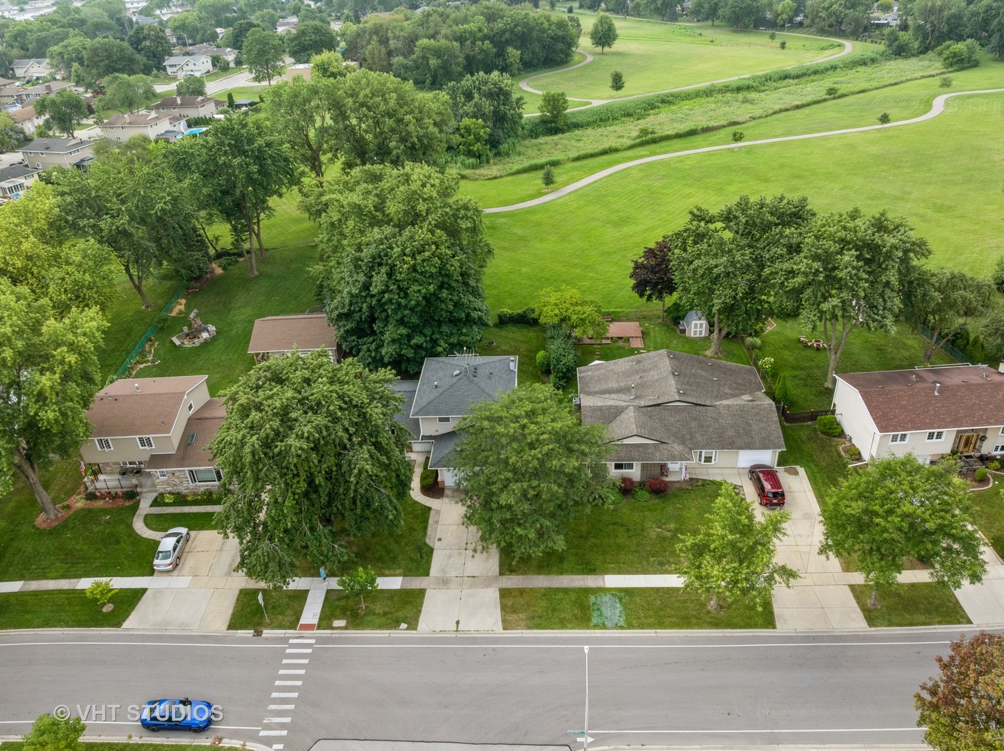1027 Duxbury Lane, Schaumburg, IL 60193