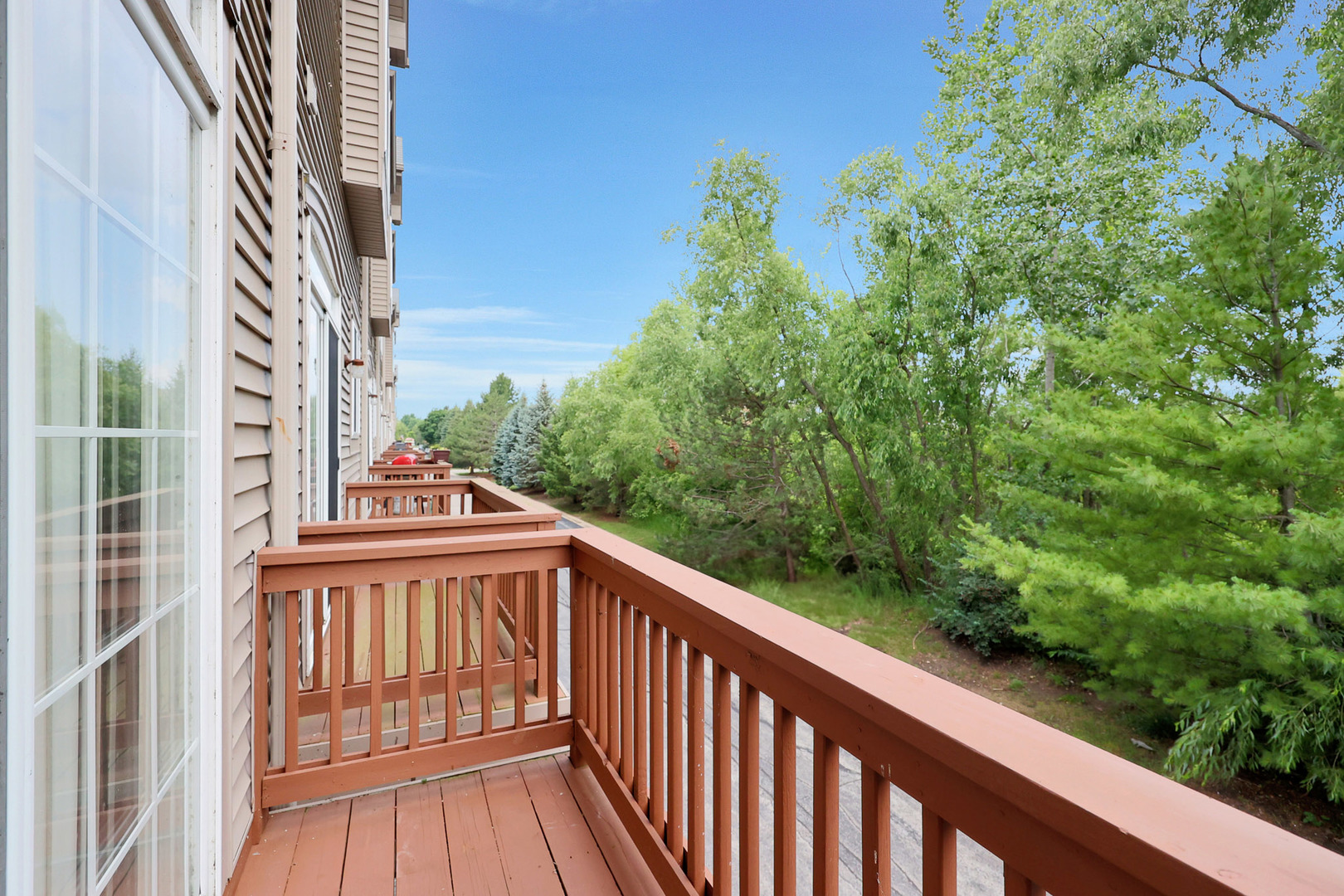 64 Village Station Lane, Grayslake, IL 60030