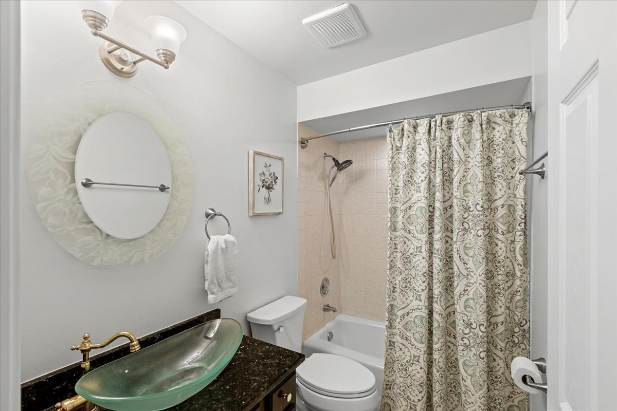 7711 W OAK RIDGE Court #2A, Palos Heights, IL 60463