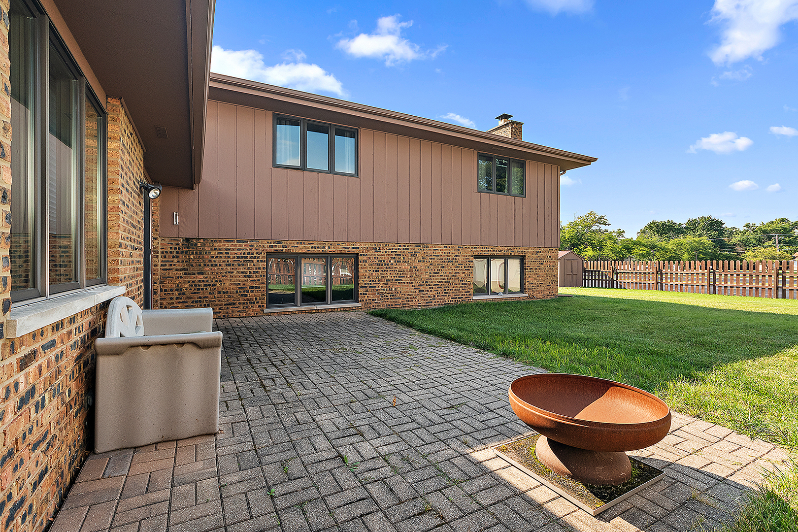 7922 Sycamore Drive, Orland Park, IL 60462