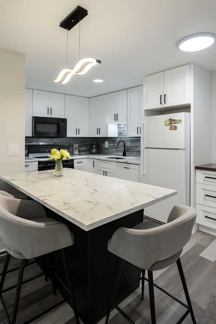 7412 Canterbury Place #2-5, Downers Grove, IL 60516
