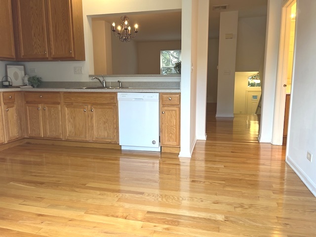 1122 N Claremont Drive, Palatine, IL 60074