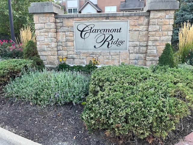 1122 N Claremont Drive, Palatine, IL 60074