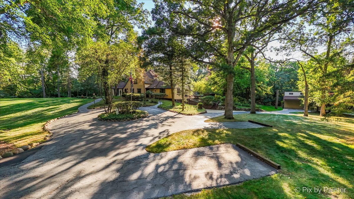 4915 Terra Cotta Road, Crystal Lake, IL 60012