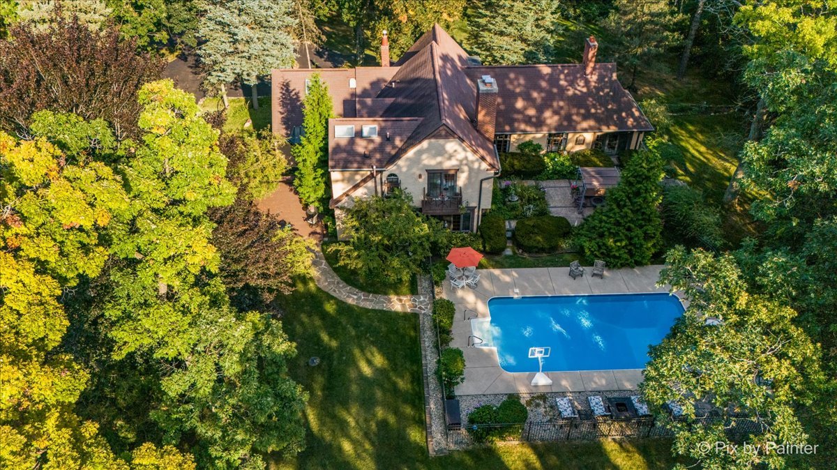 4915 Terra Cotta Road, Crystal Lake, IL 60012