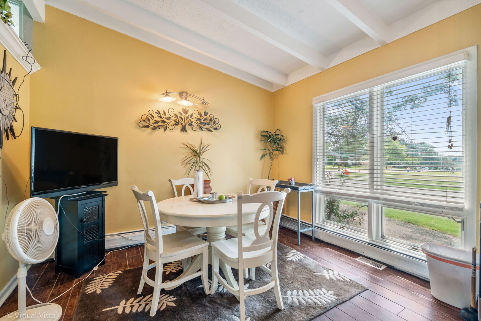 1506 Glen Ellyn Road, Glendale Heights, IL 60139