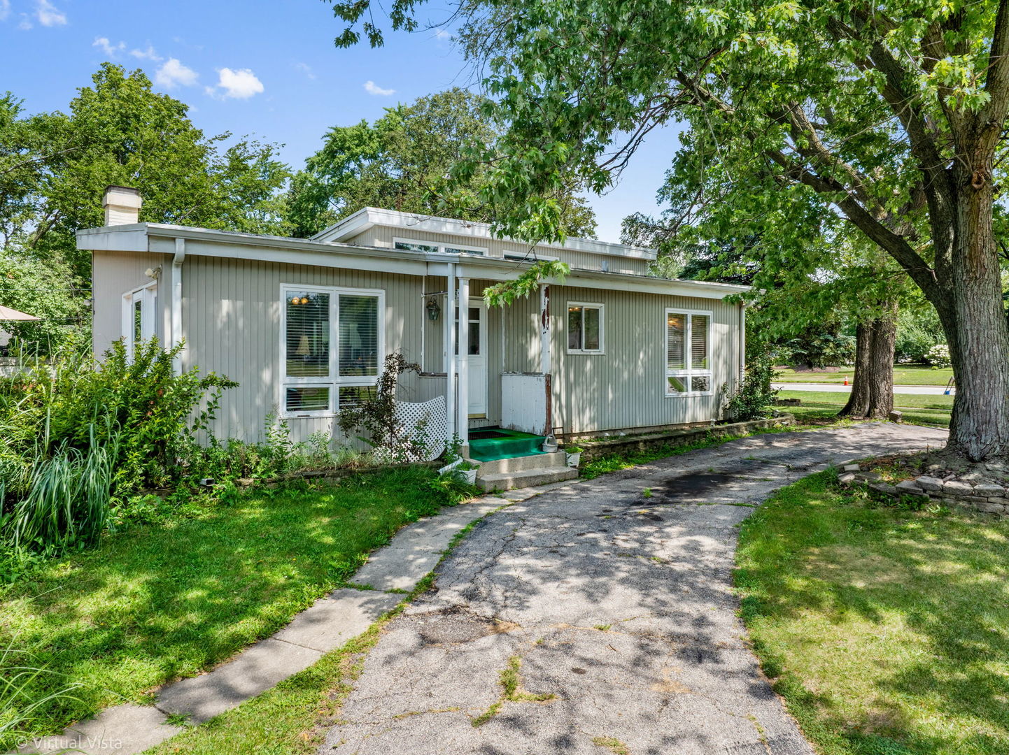 1506 Glen Ellyn Road, Glendale Heights, IL 60139