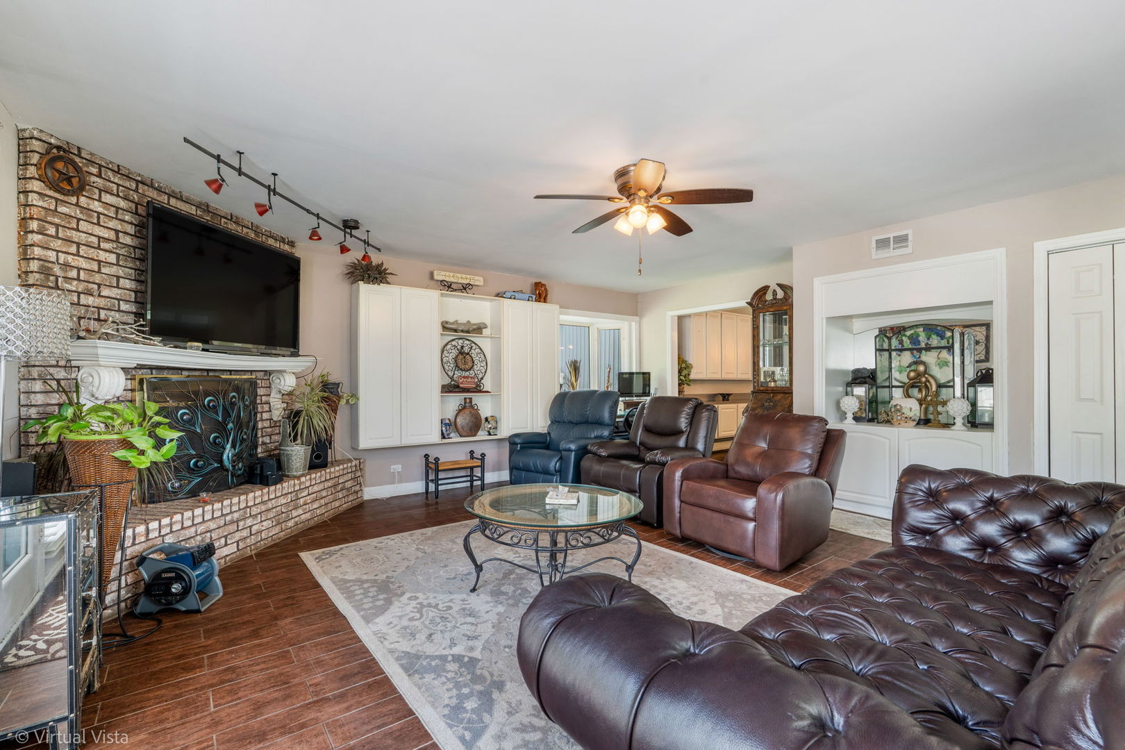 1506 Glen Ellyn Road, Glendale Heights, IL 60139