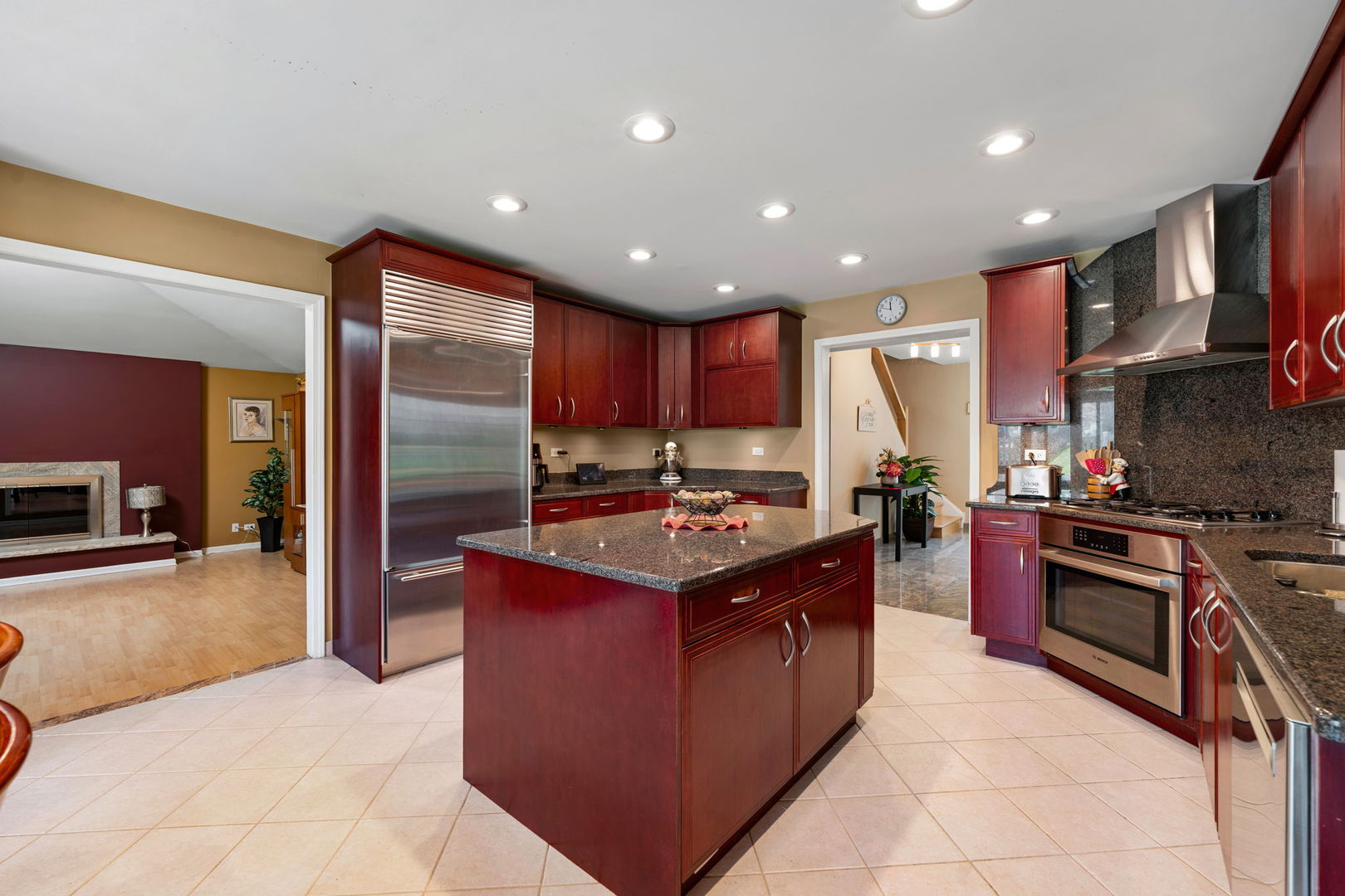 1520 grove Drive, Addison, IL 60101