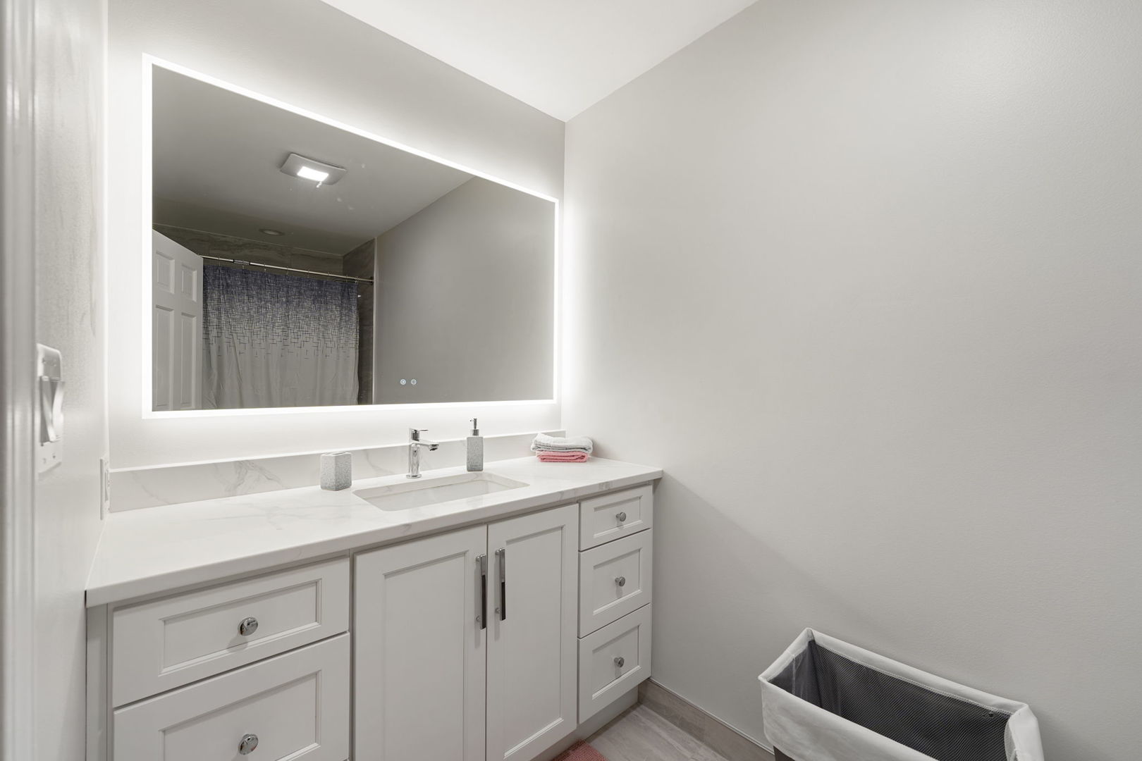 1520 grove Drive, Addison, IL 60101