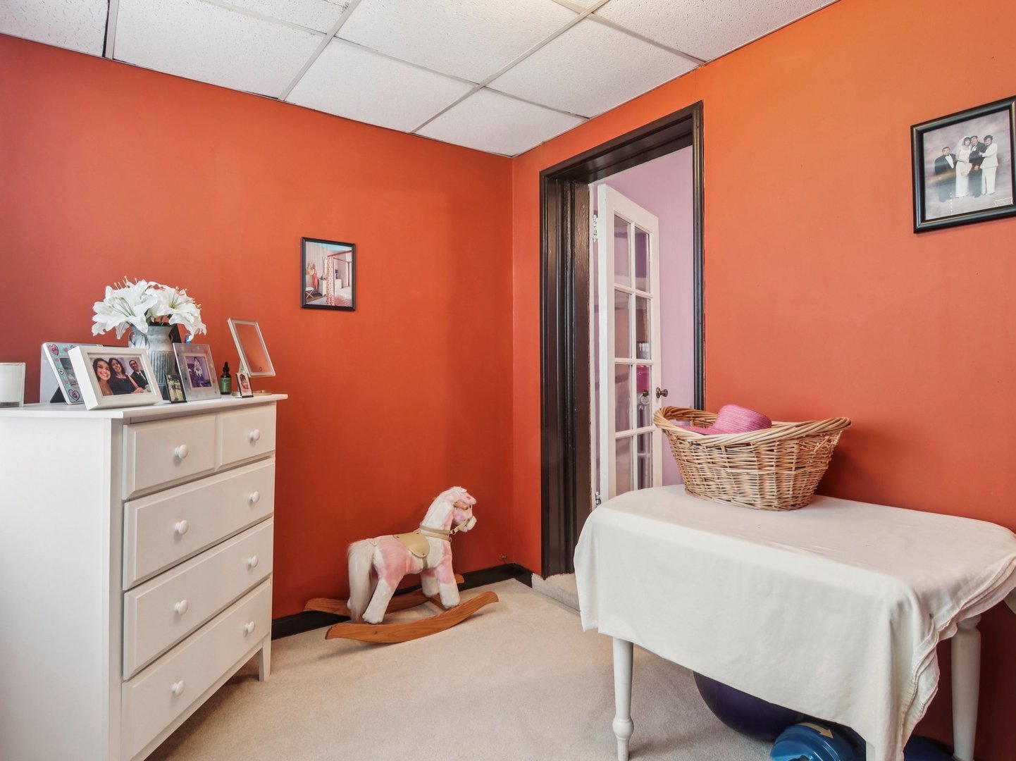 6141 N Artesian Avenue, Chicago, IL 60659