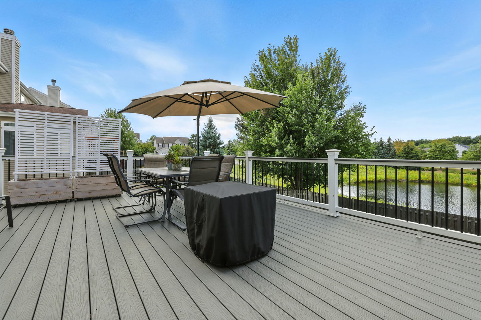 26 N Berkshire Lane, Round Lake, IL 60073