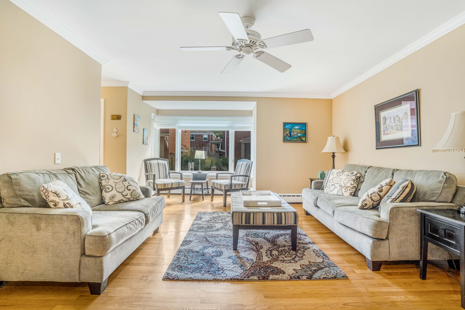 8129 Lake Street, River Forest, IL 60305