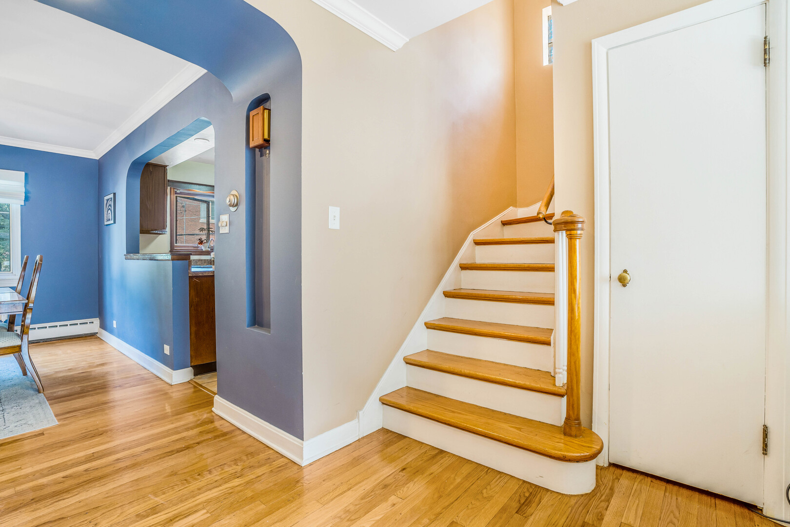 8129 Lake Street, River Forest, IL 60305