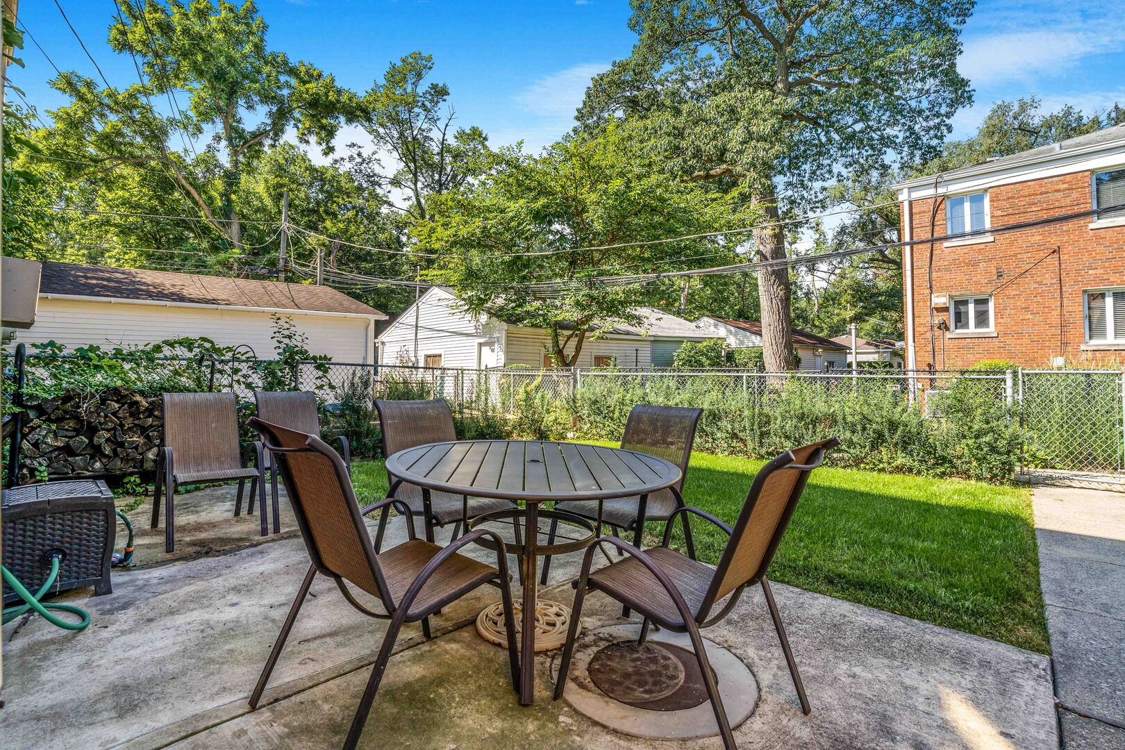 8129 Lake Street, River Forest, IL 60305