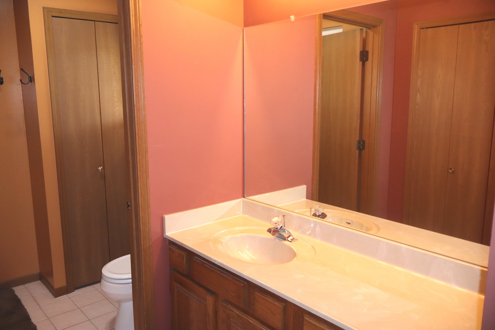 5128 W 113th Court, Alsip, IL 60803