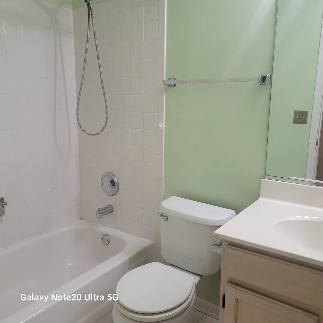 1431 Orleans Drive #1431, Mundelein, IL 60060