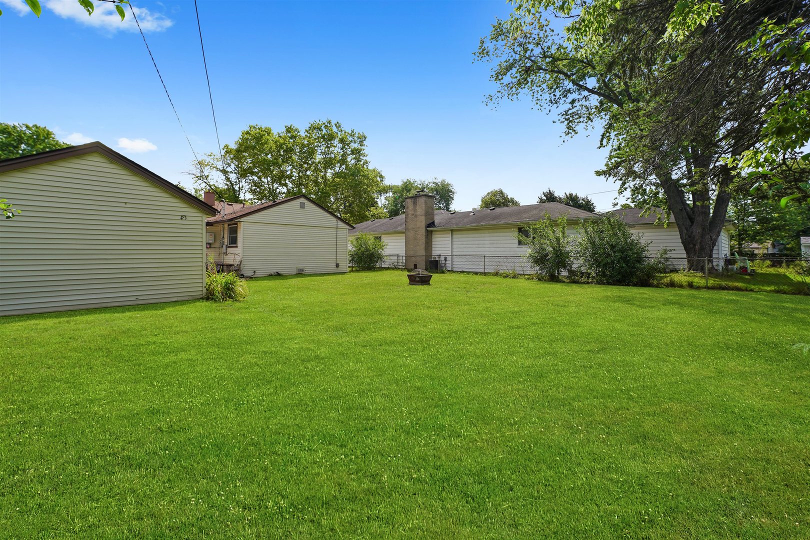 4101 Owl Drive, Rolling Meadows, IL 60008