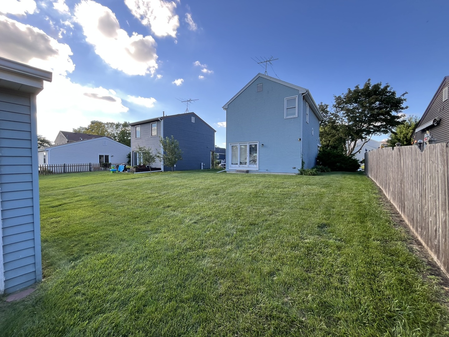 1008 Geneva Drive, Geneva, IL 60134