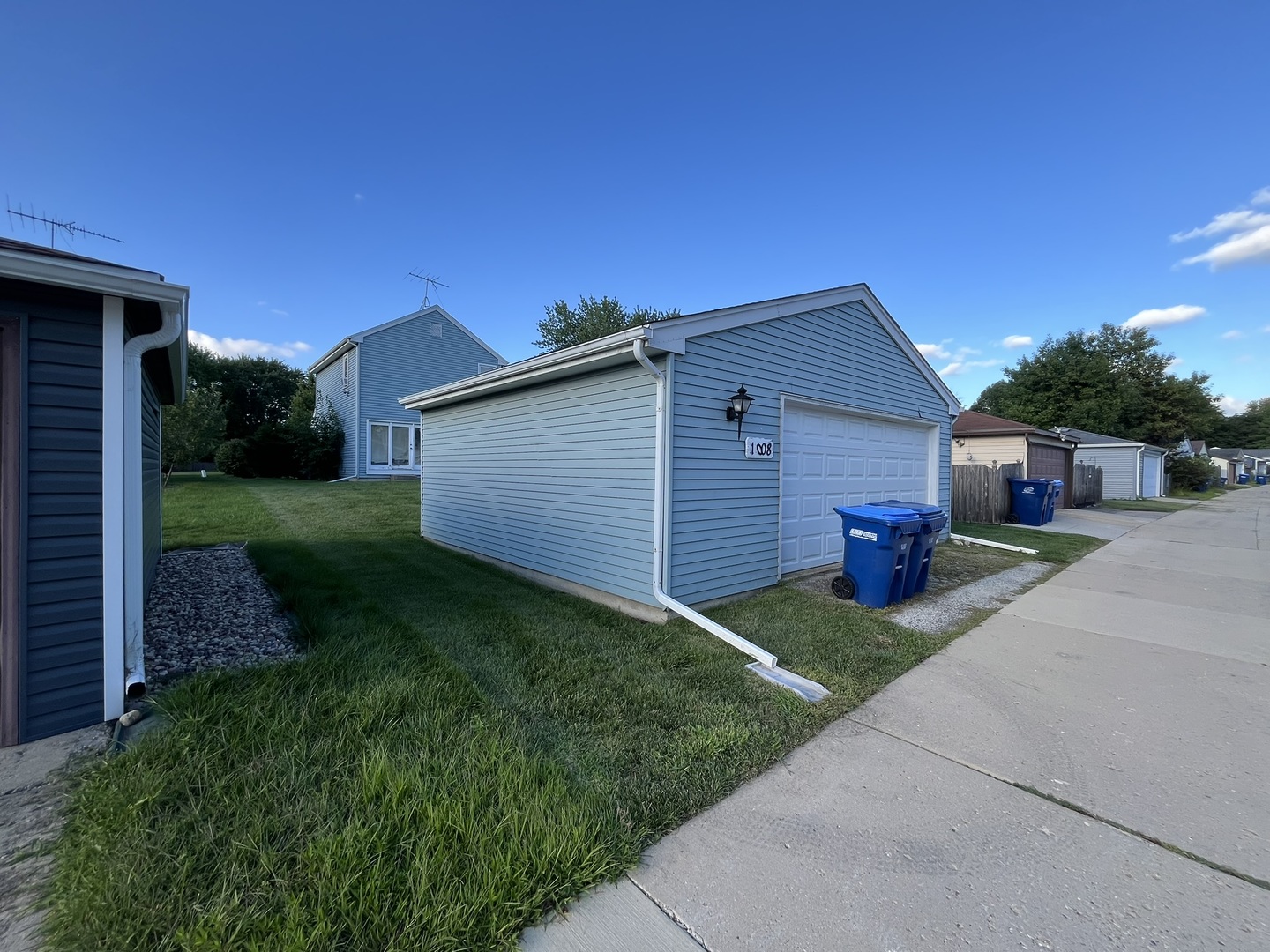 1008 Geneva Drive, Geneva, IL 60134