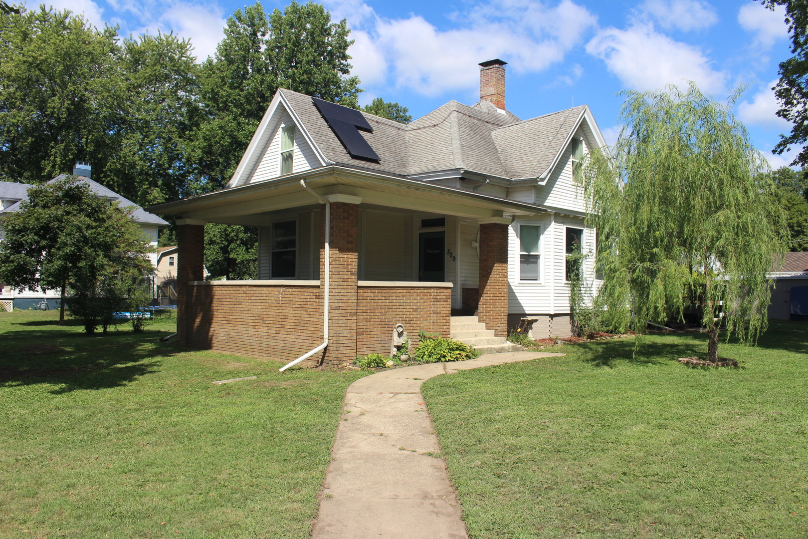 300 W Linden Street, San Jose, IL 62682